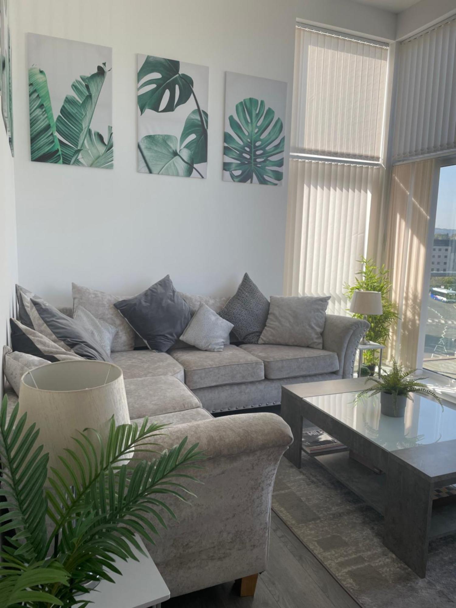 The Paisley Penthouse - Abbey View Apartment Exterior photo